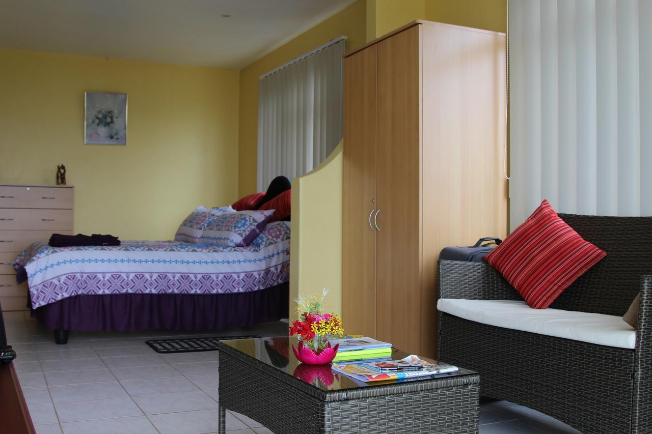 Richards Travel Lodge Jamestown Extérieur photo